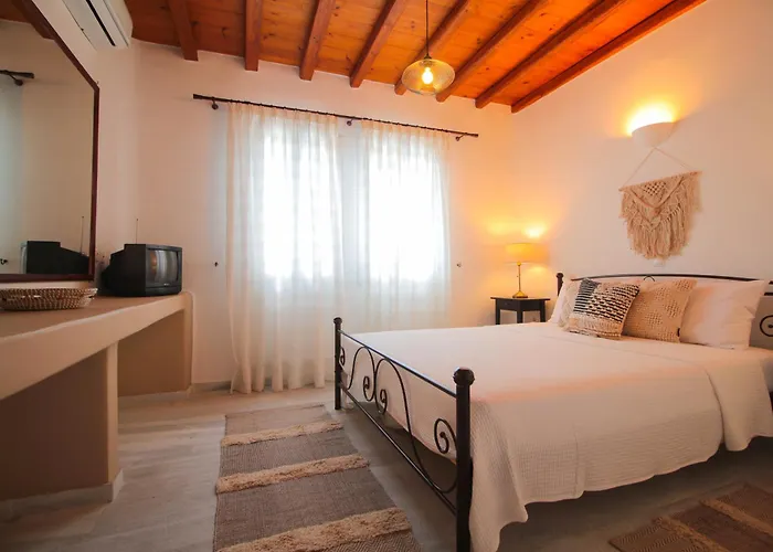 2Br Fully Equiped Cottage Home - Near The Beach