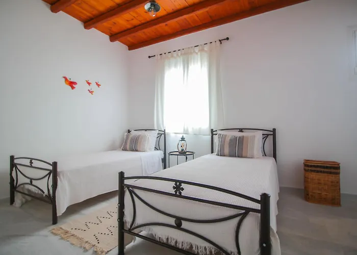 2Br Fully Equiped Cottage Home - Near The Beach